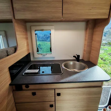 Camping-car Kamp alanı *